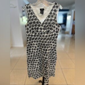 Spense Black and White Sheath Midi Dress